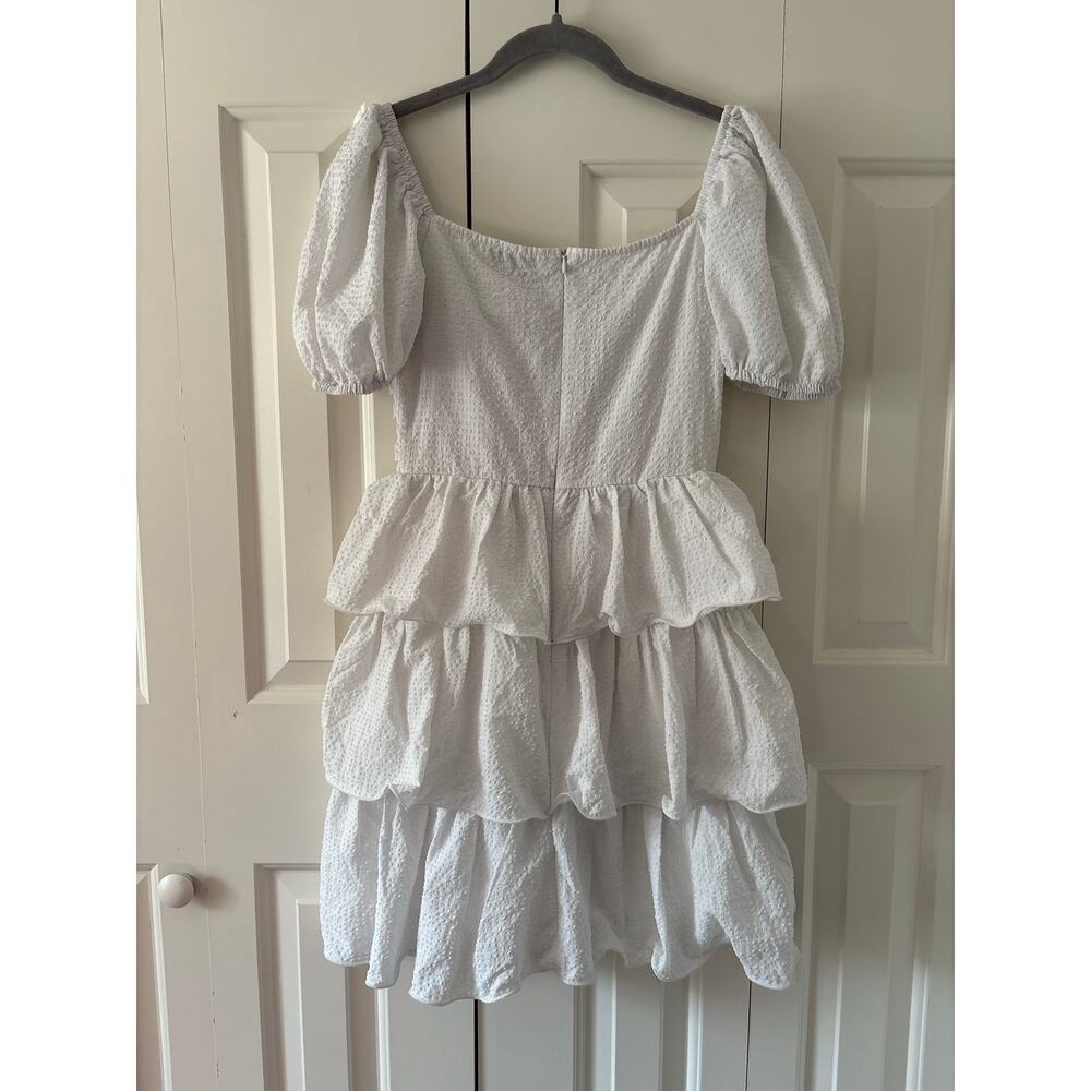 PrettyLittleThing White Textured Tiered Mini Dress Puff Sleeve Women’s US 4 XS - Picture 6 of 8